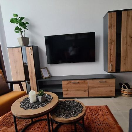 Apartman Orange Бугойно Екстериор снимка