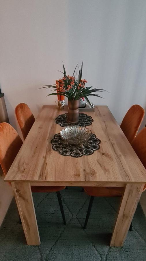Apartman Orange Бугойно Екстериор снимка